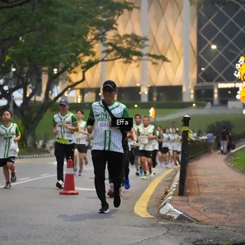 Runner Photo 8639354