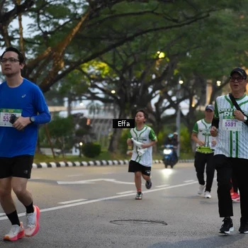 Runner Photo 8639362