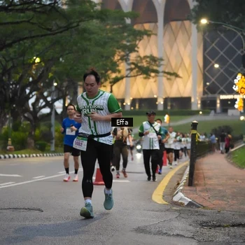 Runner Photo 8639370