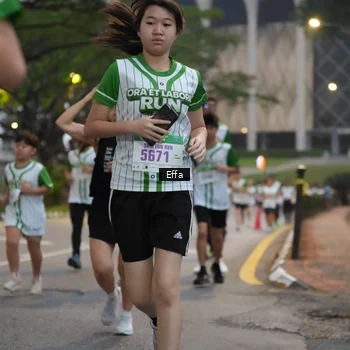 Runner Photo 8639416