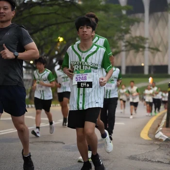 Runner Photo 8639423