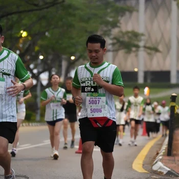 Runner Photo 8639492