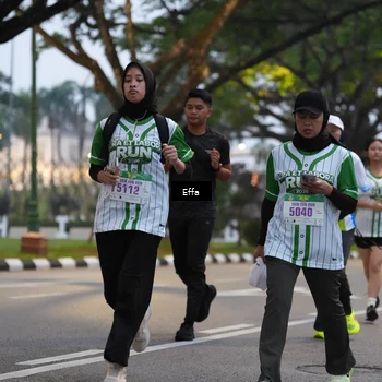 Runner Photo 8639518
