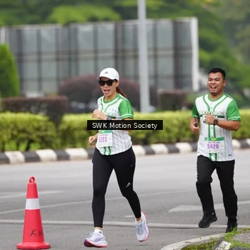 Runner Photo 8639528