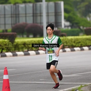 Runner Photo 8639840