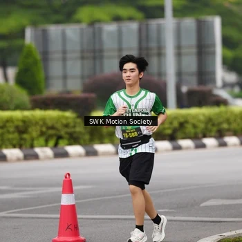 Runner Photo 8639861
