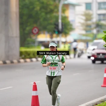 Runner Photo 8639949