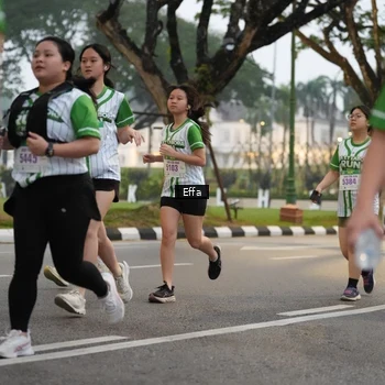 Runner Photo 8640003