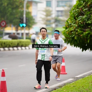 Runner Photo 8640005