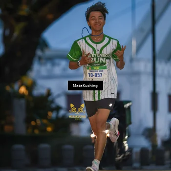 Runner Photo 8640007