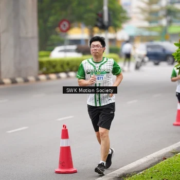 Runner Photo 8640010