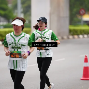 Runner Photo 8640030