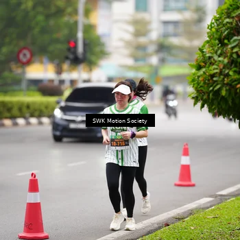 Runner Photo 8640032