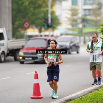 Runner Photo 8640062