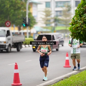 Runner Photo 8640063