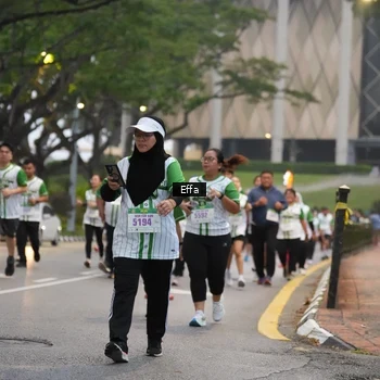 Runner Photo 8640068