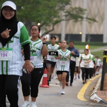 Runner Photo 8640074