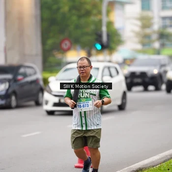 Runner Photo 8640075