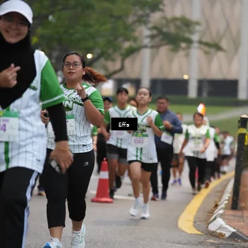 Runner Photo 8640080