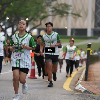 Runner Photo 8640083