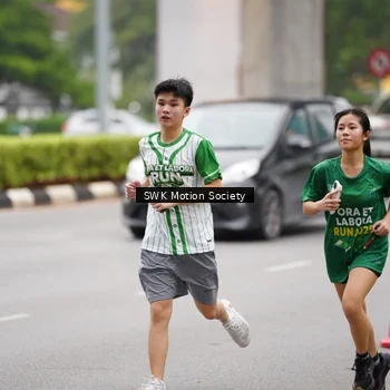 Runner Photo 8640090