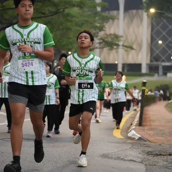 Runner Photo 8640092