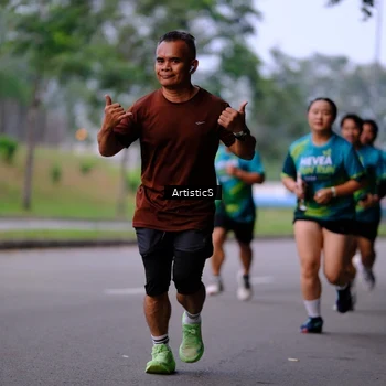 Runner Photo 8640115