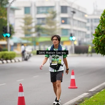 Runner Photo 8640116