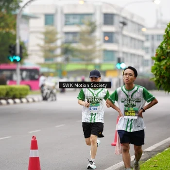 Runner Photo 8640124