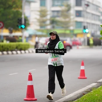 Runner Photo 8640195