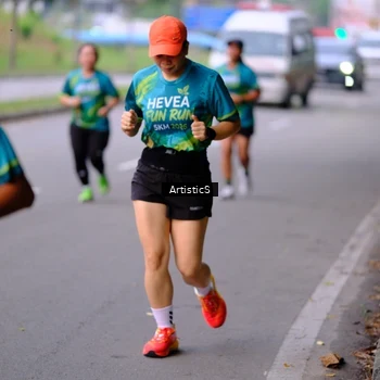 Runner Photo 8640237