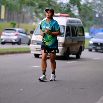 Runner Photo 8640247