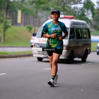 Runner Photo 8640252