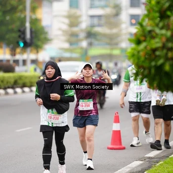 Runner Photo 8640257