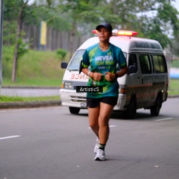 Runner Photo 8640263
