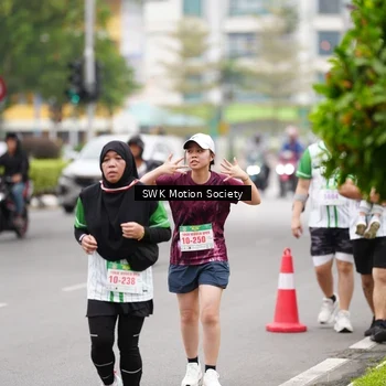 Runner Photo 8640265