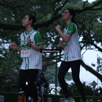 Runner Photo 8640270