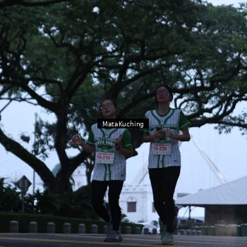 Runner Photo 8640284