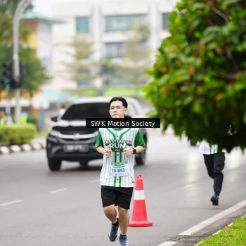 Runner Photo 8640316