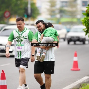 Runner Photo 8640317
