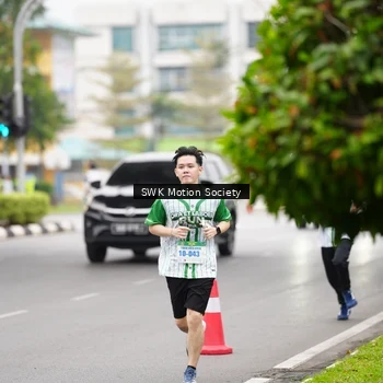 Runner Photo 8640321