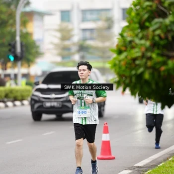 Runner Photo 8640332