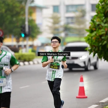 Runner Photo 8640339