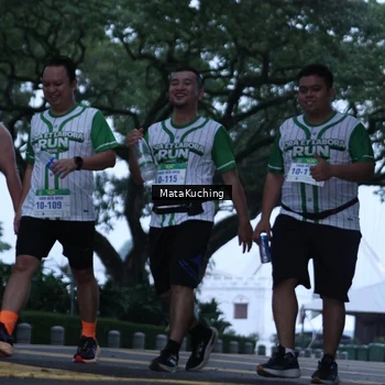 Runner Photo 8640351