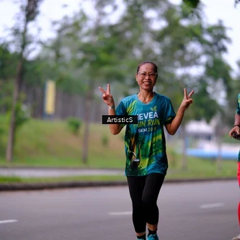 Runner Photo 8640358