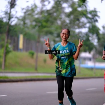 Runner Photo 8640363