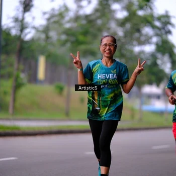 Runner Photo 8640371