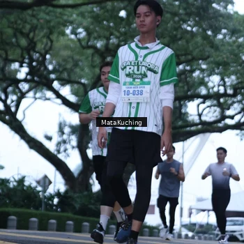 Runner Photo 8640386