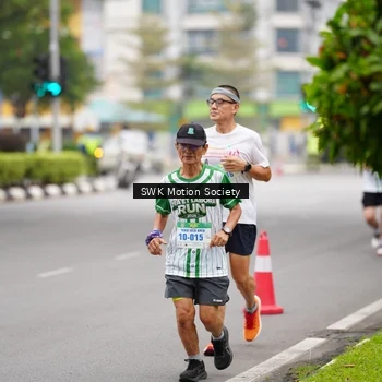 Runner Photo 8640428