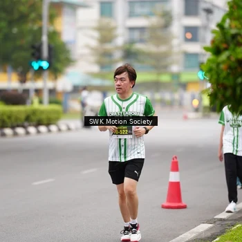 Runner Photo 8640435